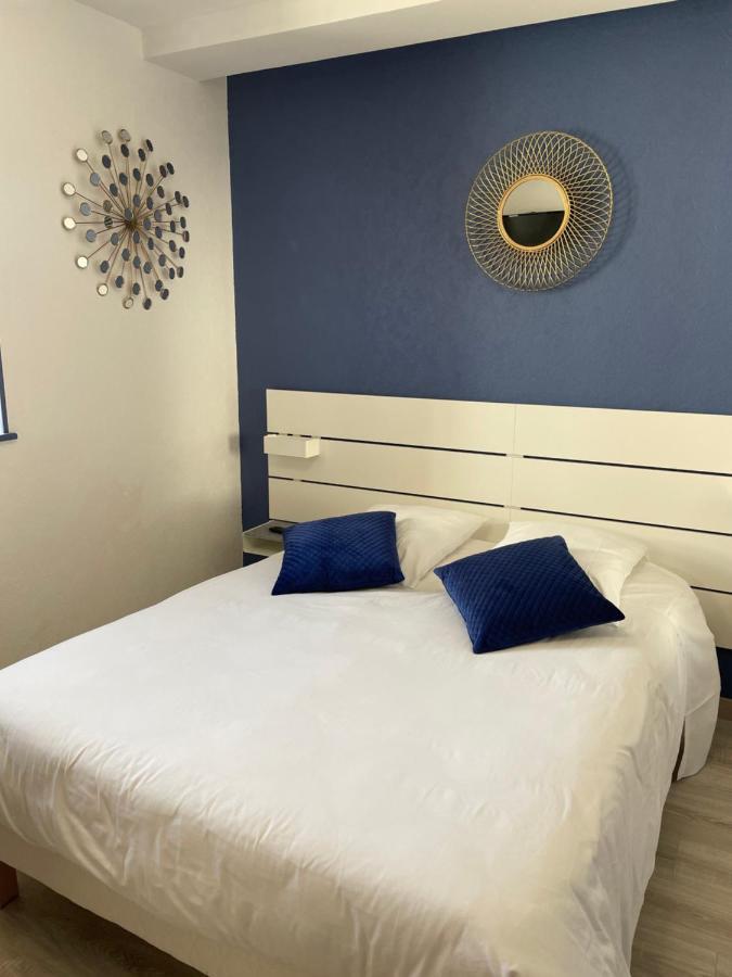 Sarl Macarena Hotel