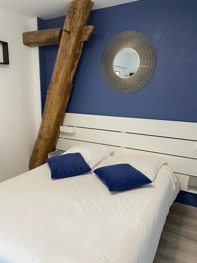 Sarl Macarena Hotel Pouillenay