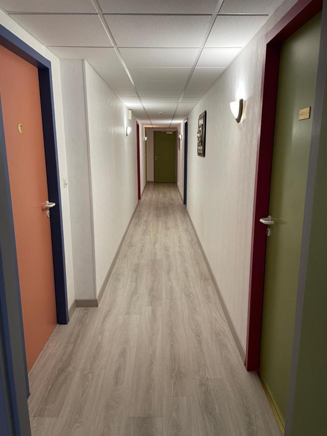 Sarl Macarena Hotel Pouillenay